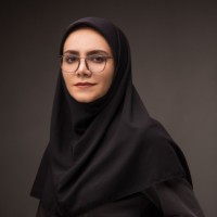 نازیلا دباغ